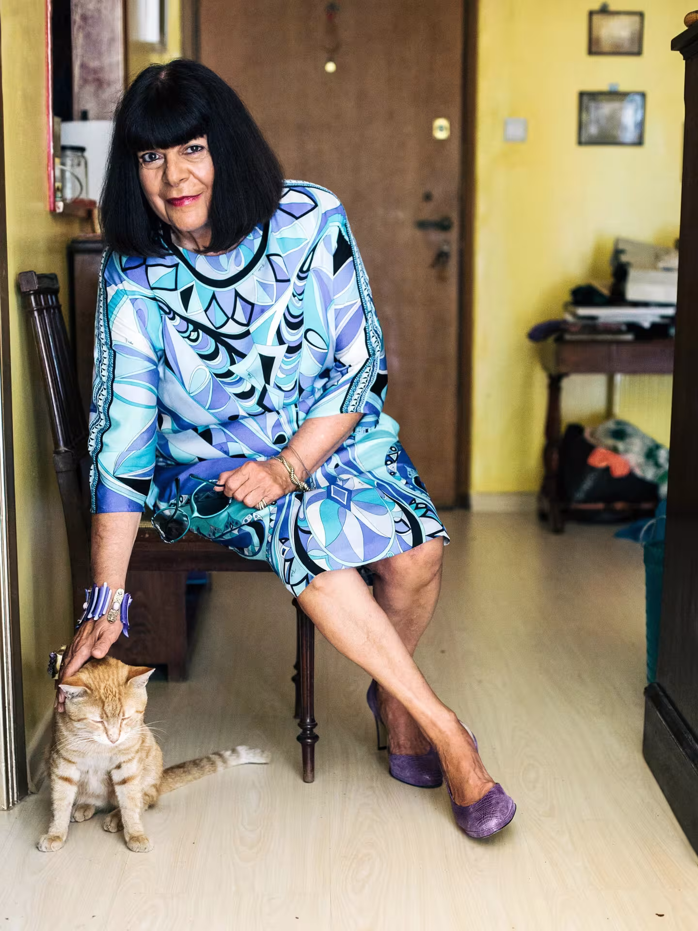 helena-matheopoulos-journalist-author-opera-specialist-photo-about-her-and-her-cats-2