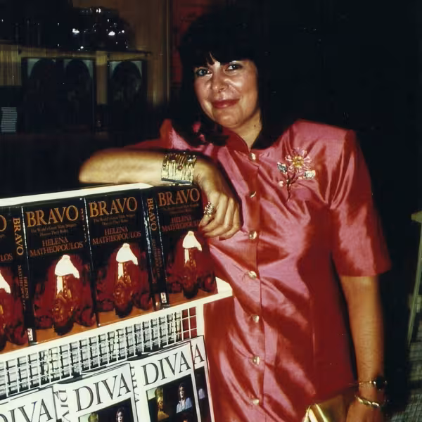 helena-matheopoulos-journalist-author-opera-specialist-photo-09