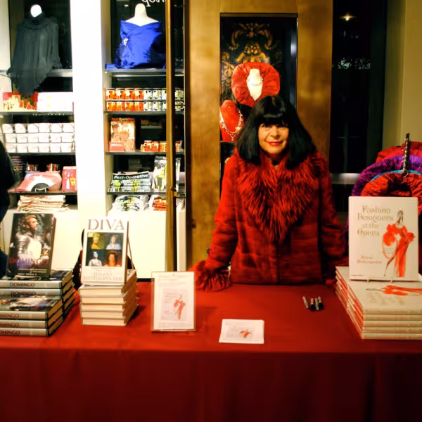 helena-matheopoulos-journalist-author-opera-specialist-photo-42
